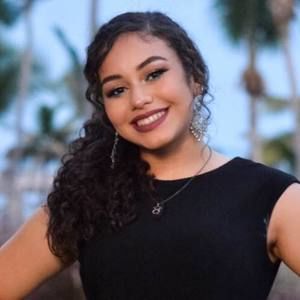 Meet your Posher, Alanis